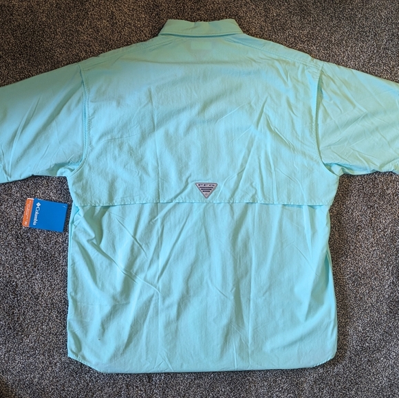 Men's Medium Columbia PFG Omni-Shade SPF30 shirt - Picture 2 of 5